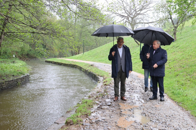 El presidente de la Diputación de Lugo, José Tomé Roca, junto al alcalde de Lugo, Miguel Fernández.