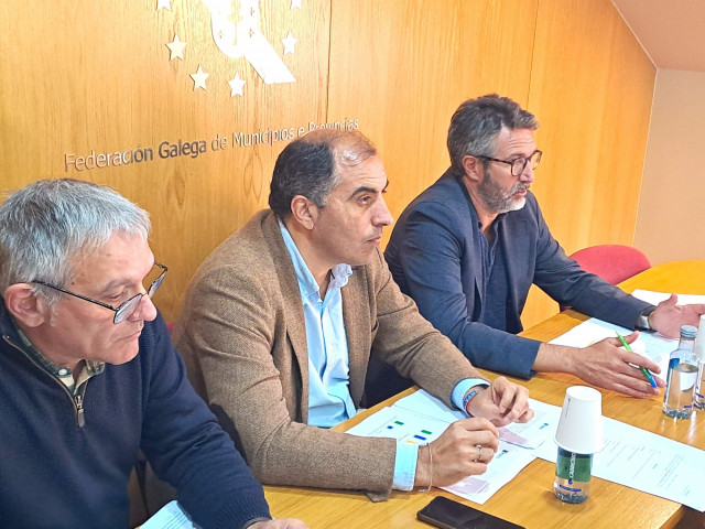 La Fegamp durante su reunión mensual, a 15 de abril.