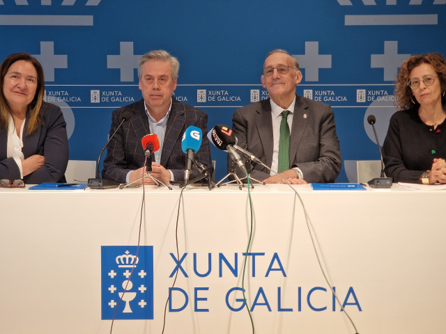 Caamaño junto con el rector de la UVigo este miércoles en Vigo.