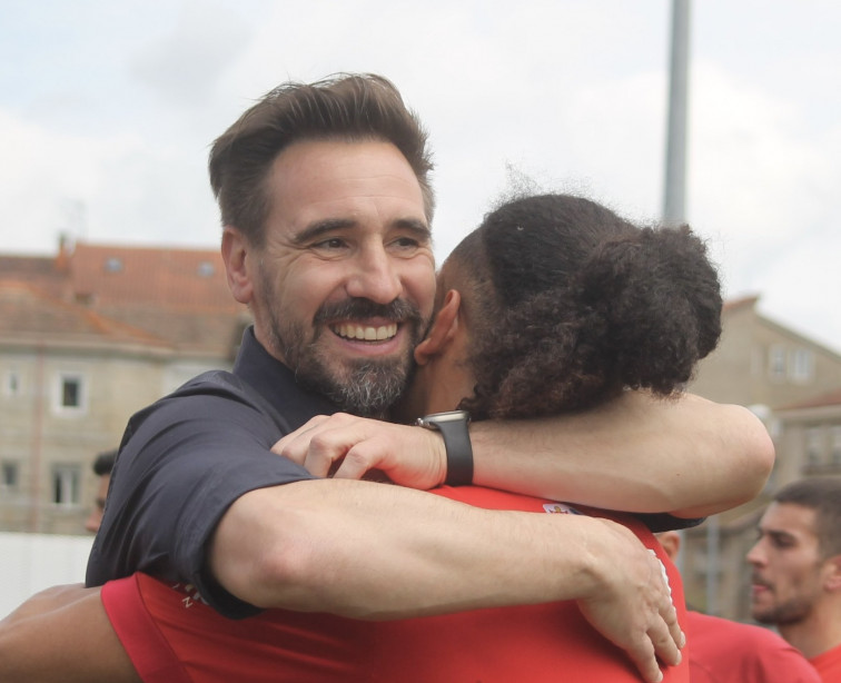 (RESUMEN) Borja Fernández reconcilia a la UDO y a la ciudad de Ourense con el fútbol moderno