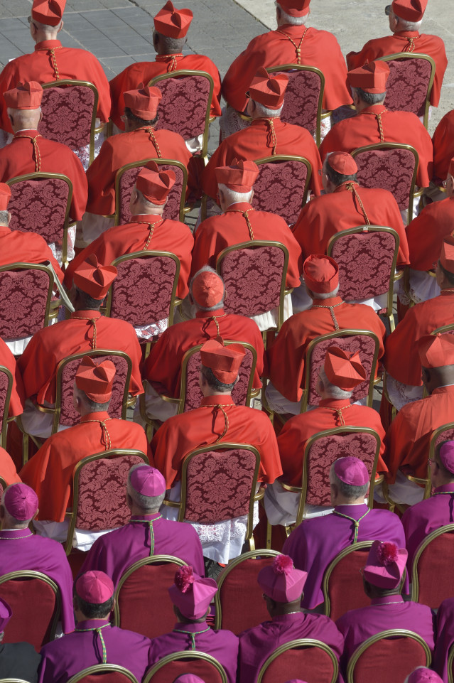 Archivo - Acto de nombramiento de cardenales  en la basílica vaticana de San Pedro en 2023.