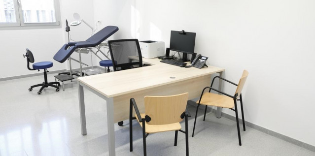 Archivo - Una de las consultas del centro de salud Barrio Jesús de Zaragoza.