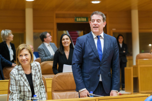 El secretario general del PSdeG, José Ramón Gómez Besteiro, durante el debate sobre el Estado de la Autonomía, a 23 de abril de 2025, en Santiago de Compostela, A Coruña, Galicia (España). Nuevas medidas en materia de vivienda y pasos para profundizar en