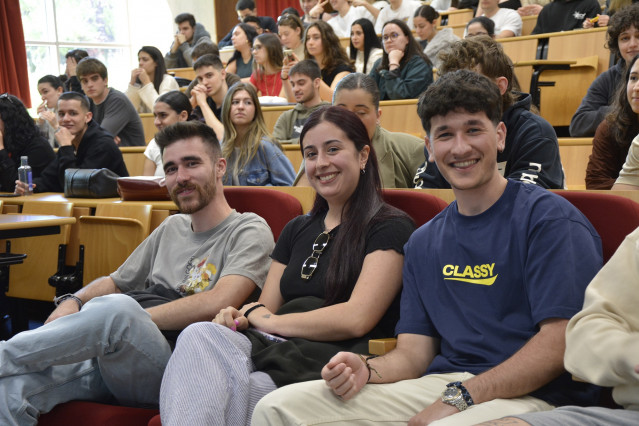 Archivo - Unos 630 alumnos de la UVigo estudiarán fuera de España el próximo curso.