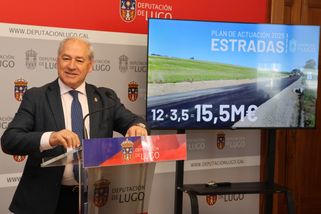 El presidente de la Diputación de Lugo, José Tomé, en rueda de prensa.