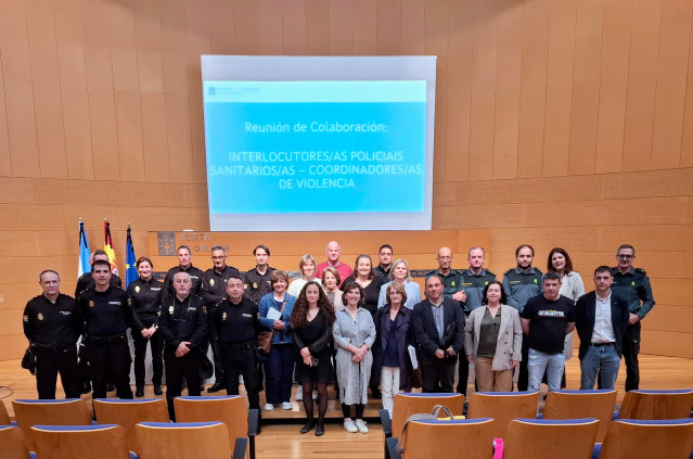 Jornada entre representantes de la Consellería de Sanidade y Fuerzas y Cuerpos de Seguridad del Estado