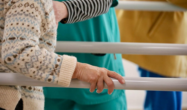 Archivo - Persona de edad avanzada