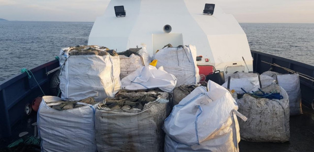 Decomisados casi 380 kilos de pulpo y más de 2.000 nasas entre cabo Silleiro y A Guarda