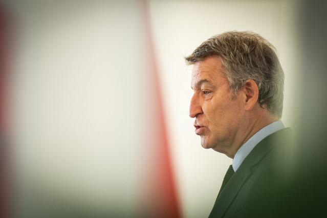 El presidente del PP, Alberto Núñez Feijóo, interviene en un desayuno informativo organizado por la Cámara de Comercio de EE.UU en España, a 23 de abril de 2025, en Madrid (España).