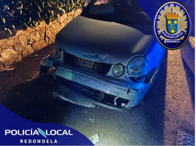 Detenido un conductor en Redondela (Pontevedra) tras huir de un control, circulando de forma temeraria, con el carné retirado, y que dio positivo en drogas.