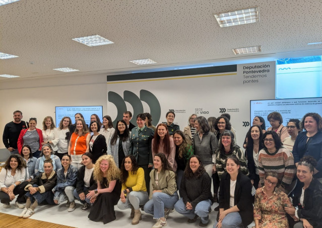 Entidades sociales lanzan en Vigo un proyecto para intervenir en mujer con adicciones víctimas de violencia de género.