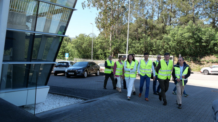 AIMEN presume de su nuevo centro de fabricación en O Porriño ante el conselleiro de Educación