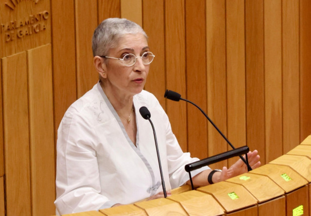 La diputada socialista Silvia Longueira en el Parlamento de Galicia
