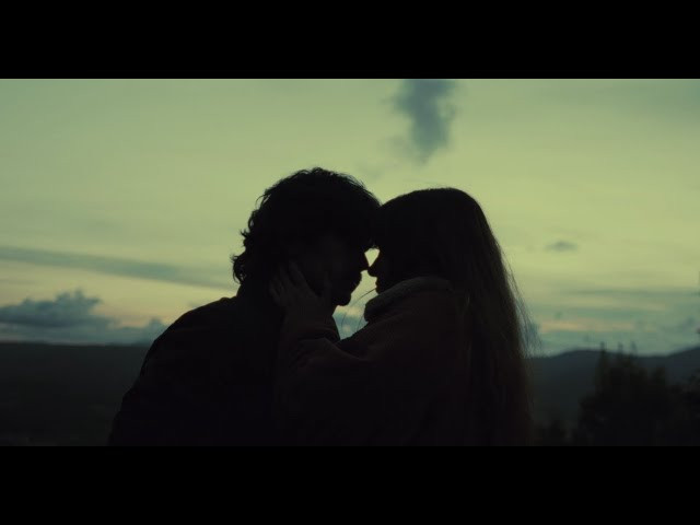 (VIDEOCLIP) Guadi Galego y Hugo Guezeta forman el equilibrio perfecto en su último tema juntos