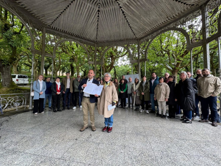 Diferentes grupos políticos se unieron a la Declaración de Concellos a favor del gallego