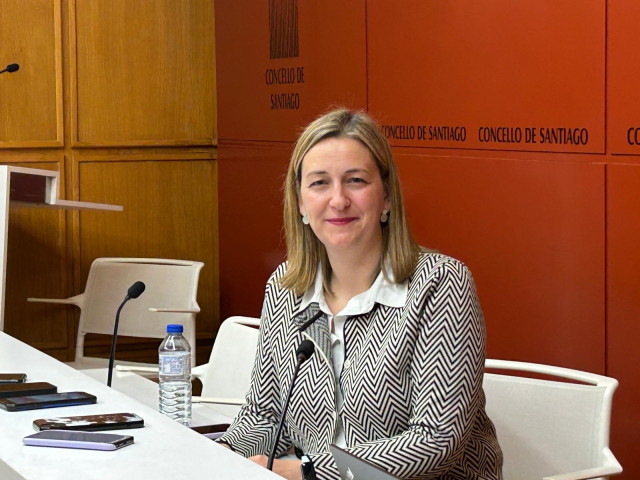 La portavoz municipal, Míriam Louzao, en rueda de prensa, a 12 de mayo de 2025.