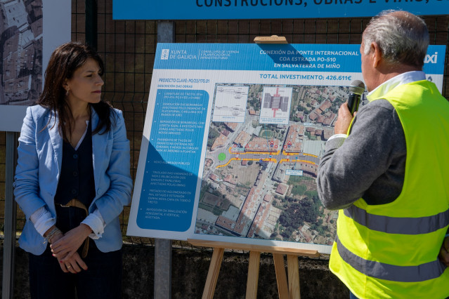 Finalizan las obras de la calle Miño en Salvaterra (Pontevedra) tras una inversión de más de 426.000 euros de la Xunta.