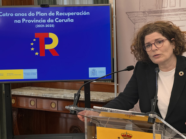 La subdelegada del Gobierno en A Coruña, María Rivas, ofrece una rueda de prensa