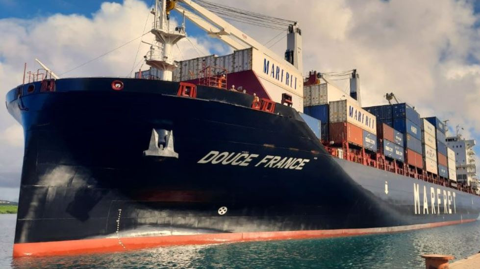 El barco Douce France