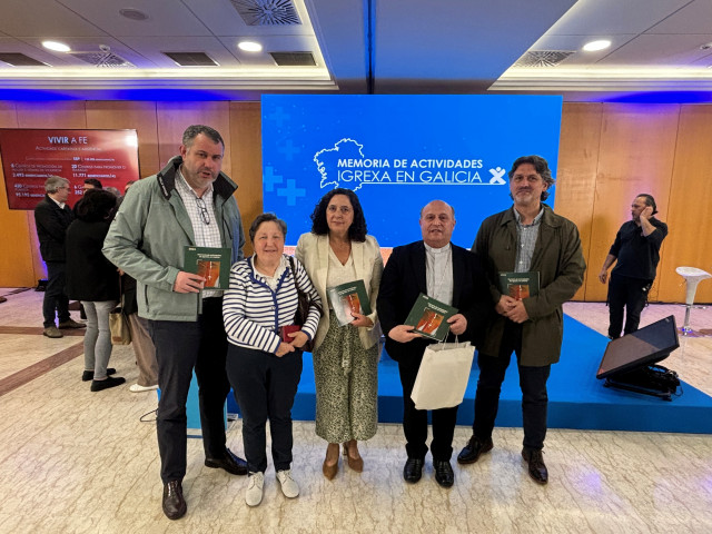 Presentación de la memoria de actividades de la iglesia de 2023