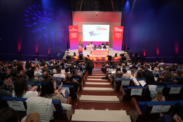 Inauguración del Congreso de CC.OO., a 15 de mayo.