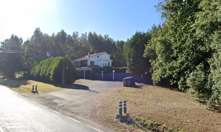 Un hijo apuñala a su padre en un club de alterne a las afueras de Santiago de Compostela