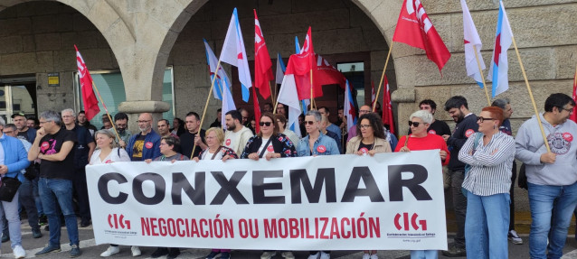 Protesta de la CIG ante Conxemar en Vigo, para exigir que se retomen las negociaciones del convenio de productos elaborados del mar.