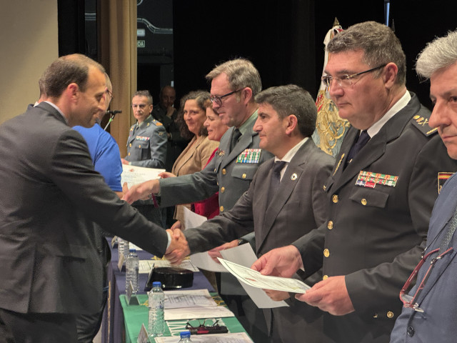 El delegado del Gobierno en Galicia, Pedro Blanco, preside el acto conmemorativo de la Seguridad Privada