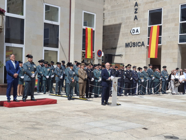El subdelegado del Gobierno en Ourense, Eladio Santos, en el acto por el 181 aniversario de la fundación de la Guardia Civil.