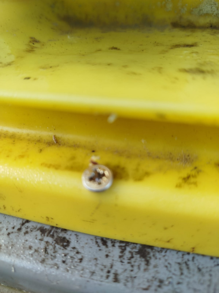 Sabotaje de contenedores antes de huelga de basuras en las fiestas de la Ascensión de Santiago