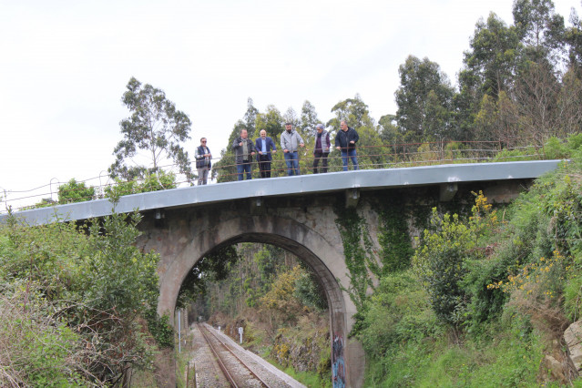 El BNG reclama la rehabilitación integral de los puentes sobre la vía del tren en O Vicedo (Lugo)