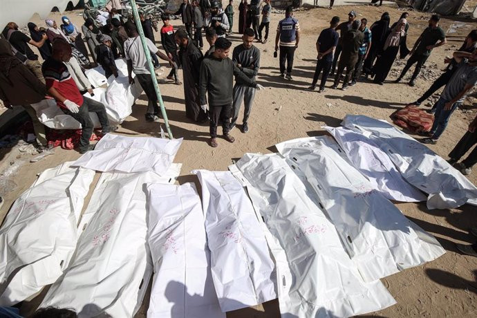 España abandera la petición de sanciones contra Israel, sobre la que pide un embargo de armas