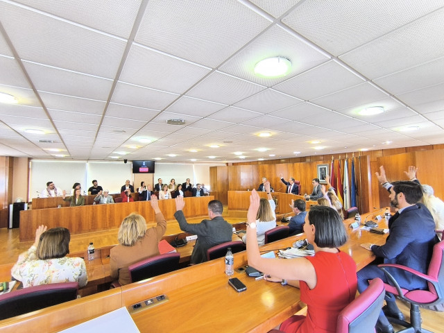 Votación en el Pleno Municipal de Vigo, a 26 de mayo de 2025
