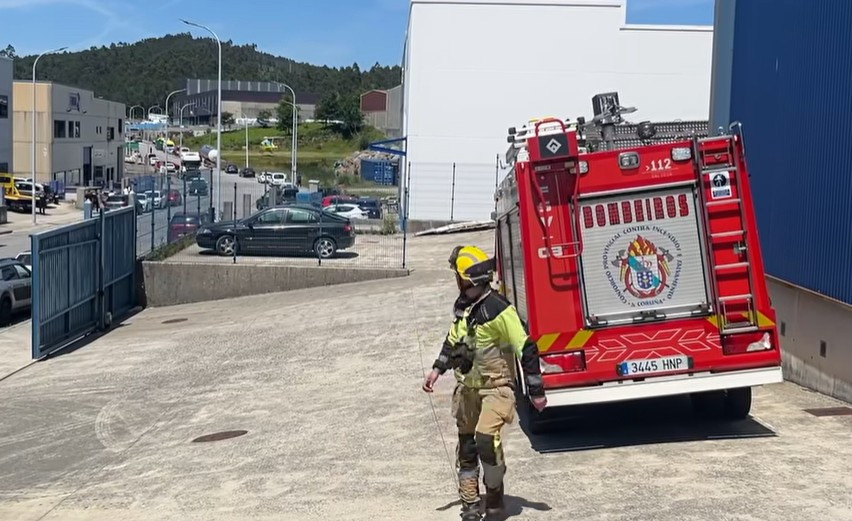 El helicu00f3ptero despegando del polu00edgono en una imagen de ADC Boiro
