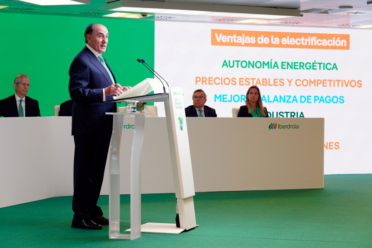El CEO de Iberdrola Su00e1nchez Galu00e1n en la junta de accionistas de 2025