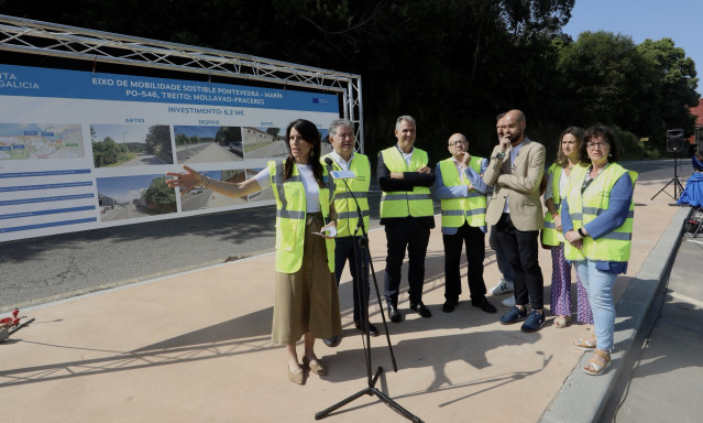 La conselleira de Vivenda e Planificación de Infraestruturas, María Martínez Allegue, ha hecho este viernes una visita a la obra entre Mollavao y Os Praceres que, después de ocho meses de trabajo, lleva el 12% de certificación en cuanto a importe pero 