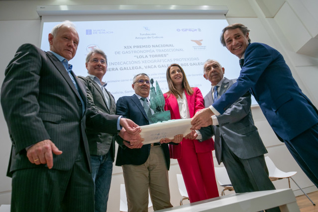 La conselleira de Medio Rural,  María José Rodríguez, acude al XIX Premio Nacional de Gastronomía Tradicional Lola Torres