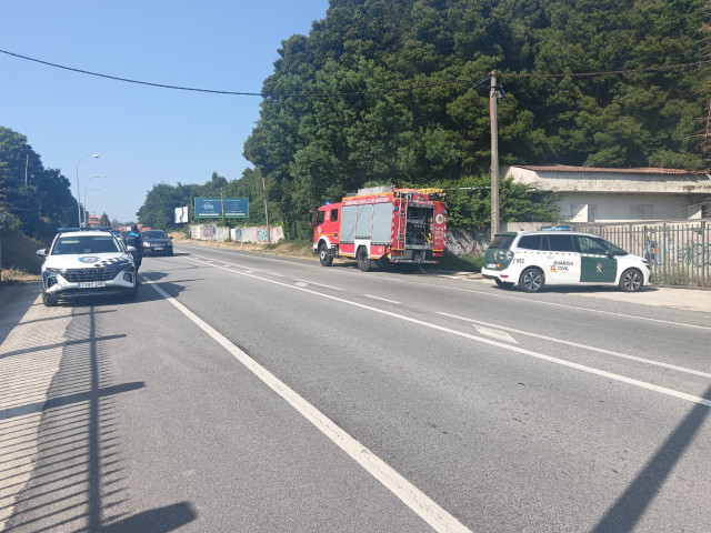 Arde una casa abandonada en Sanxenxo