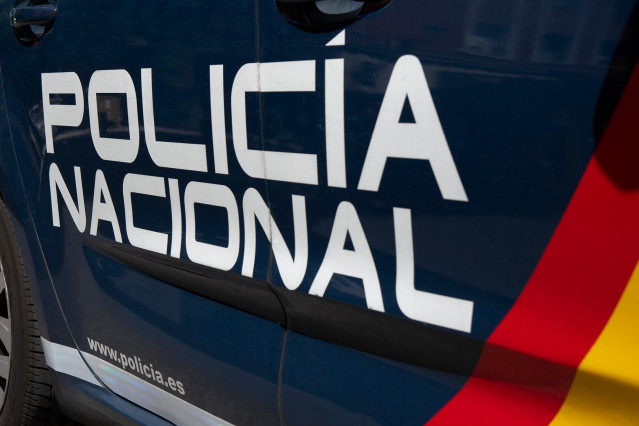 Archivo - Un vehículo de la Policía Nacional.