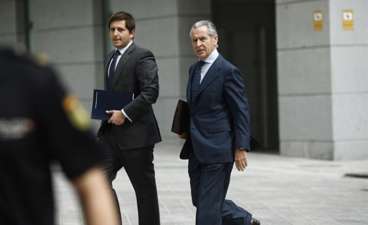 Arranca el juicio por las tarjetas 'black' contra 65 exdirectivos de Caja Madrid y Bankia