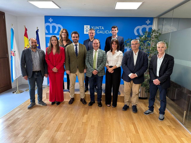 La Xunta aborda con los ayuntamientos de la Mancomunidade do Deza la incorporación de cuatro municipios