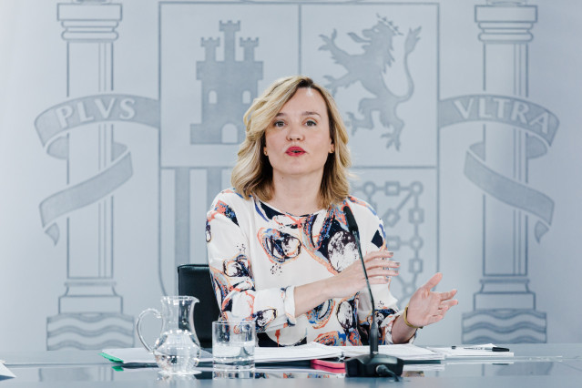 La ministra Portavoz, Pilar Alegría, durante una rueda de prensa posterior a la reunión del Consejo de Ministros, a 3 de junio de 2025, en Madrid (España). El Gobierno ha aprobado en el Consejo de Ministros un real decreto que establece la creación de 50