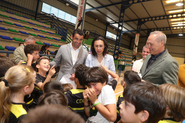 El presidente de la Diputación de Pontevedra, Luis López, junto a la alcaldesa de Marín, María Ramallo.