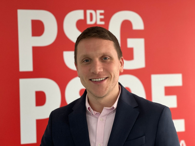 Aitor Bouza aspira a la reelección al frente del PSOE compostelano pese a la crisis de los socialistas en Santiago