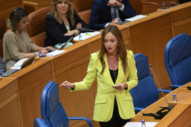 La conselleira de Política Social, Fabiola García, en el Parlamento