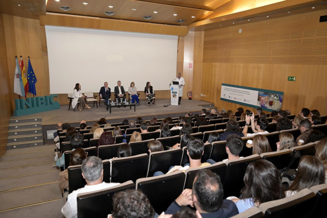 El conselleiro de Sanidade, Antonio Gómez Caamaño, preside el acto de celebración de la reacreditación del Instituto de Investigación Biomédica de A Coruña (INIBIC)