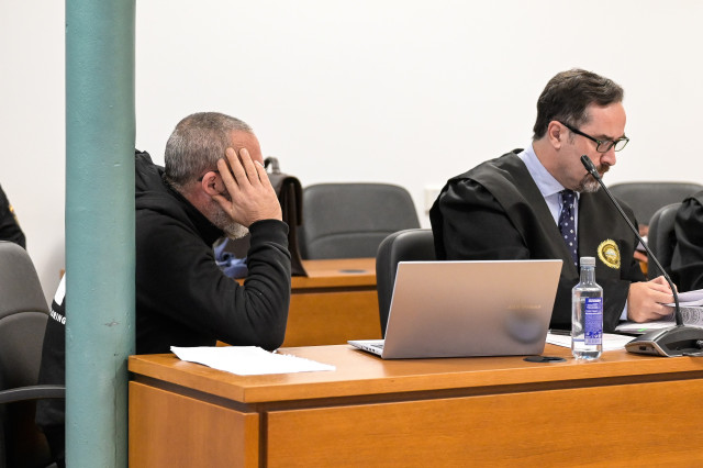 Archivo - El condenado por matar a su pareja en O Birloque, en A Coruña, durante el juicio