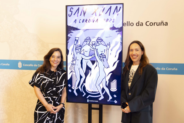 Presentación del dispositivo de San Juan con presencia de la alcaldesa de A Coruña, Inés Rey, y la autora del cartel, Laura Pato