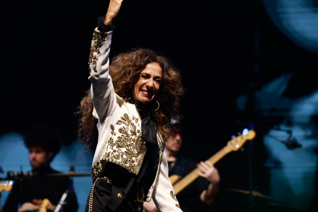 Archivo - La cantante Rosario Flores durante un concierto