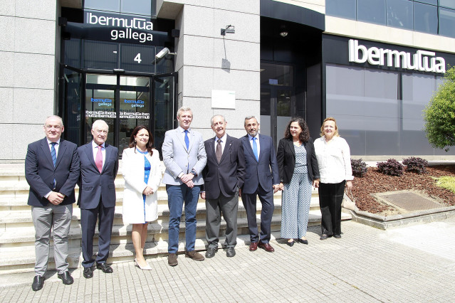 El presidente de la Xunta, Alfonso Rueda, asiste a la inauguración de las nuevas instalaciones de Ibermutua Gallega en A Coruña